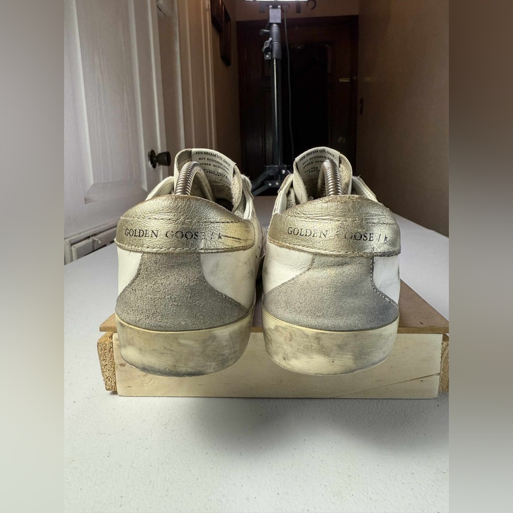Golden Goose Leather Printed
Sneakers - White Sneakers, Shoes Sz 42 / US 9 - Picture 4 of 16